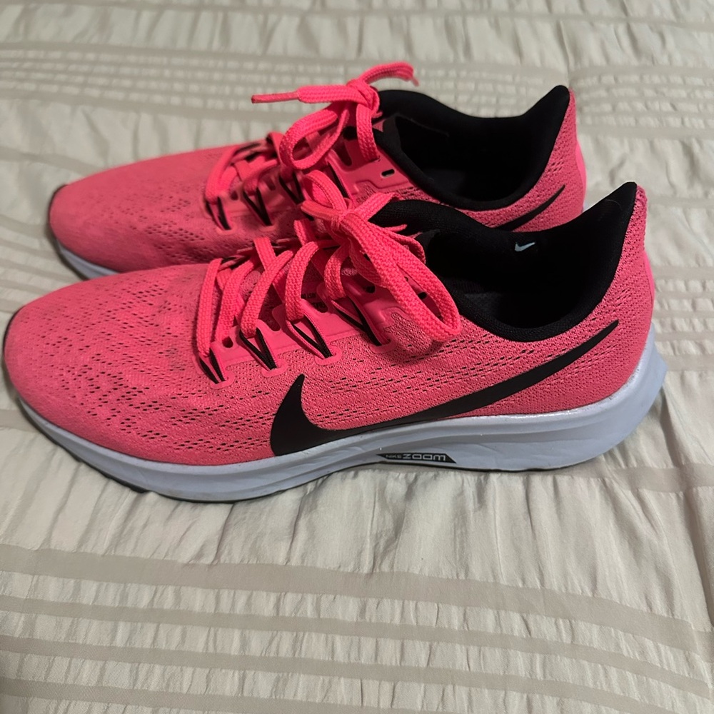 Nike Zoom Women's Pink Running Shoes